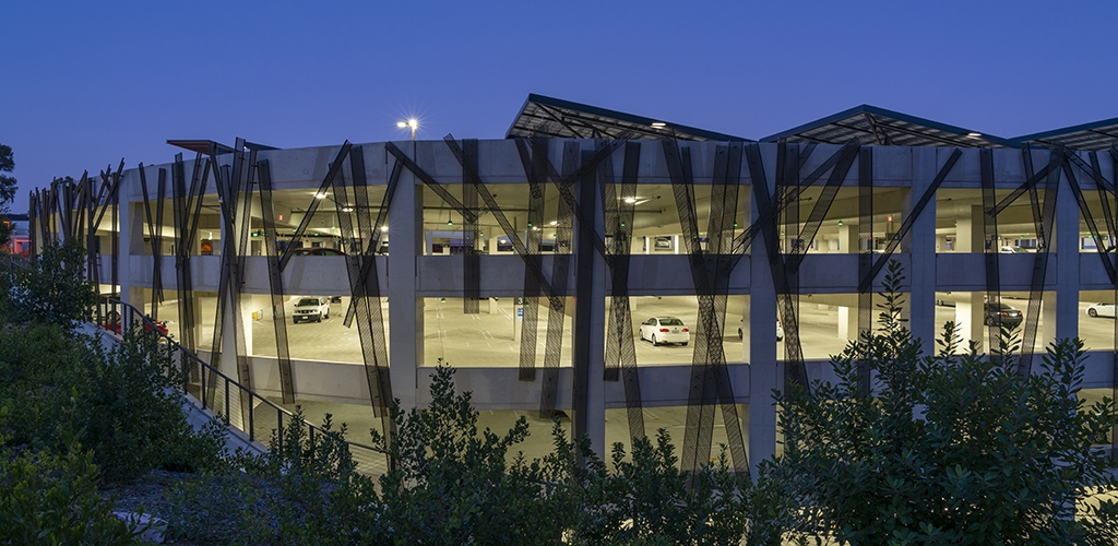 Slideshow image for UC San Diego Osler Parking Structure & Visitor's Center