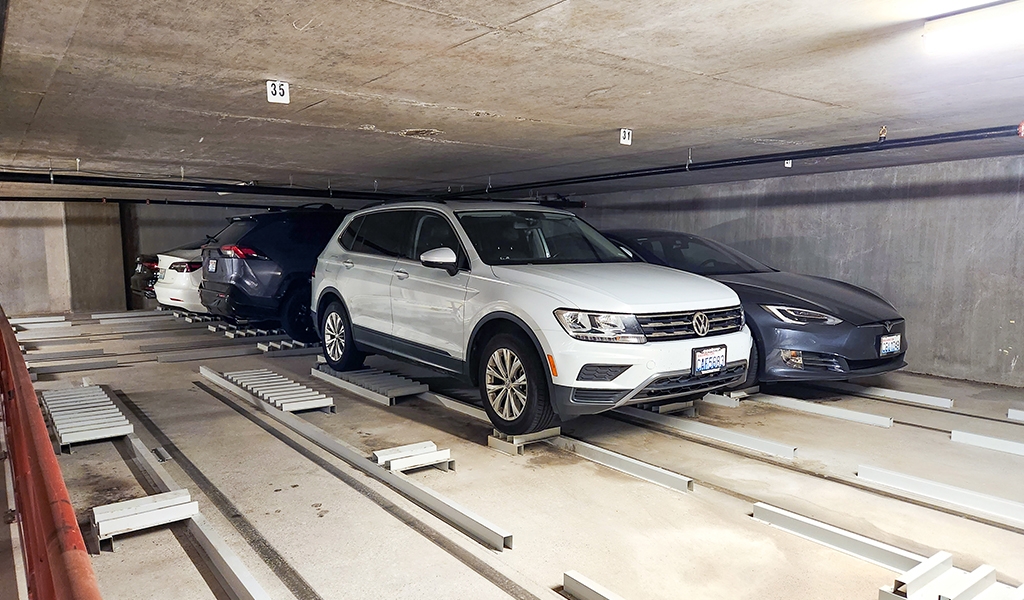 Slideshow image for SPIRE Residential Tower Automated Parking