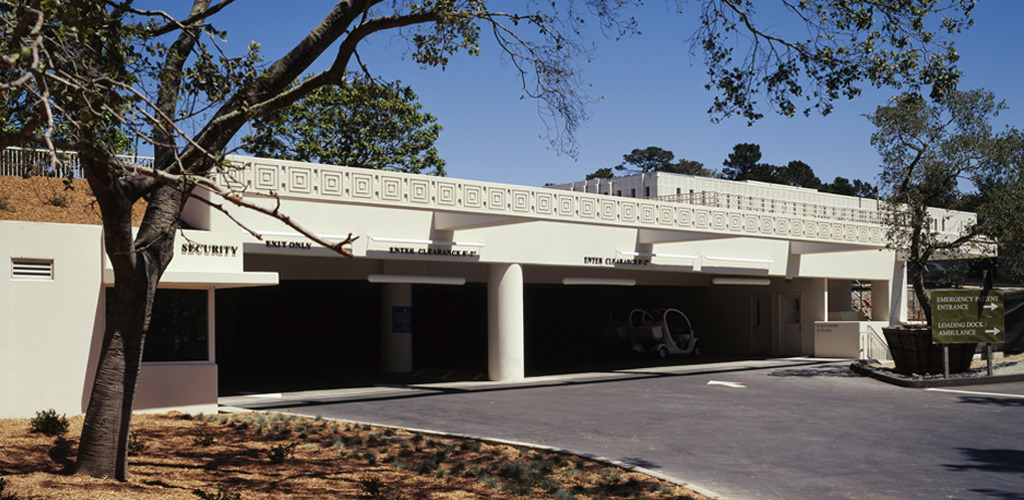 Slideshow image for Community Hospital of the Monterey Peninsula Entry Pavilion Parking Structure
